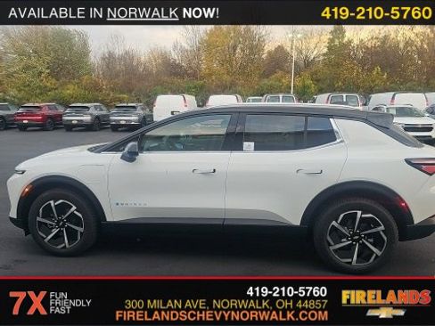 New 2026 Chevrolet Equinox EV LT image 8