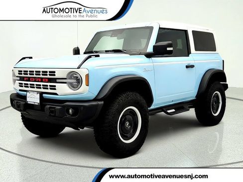 Used 2024 Ford Bronco Heritage Edition AWD/4WD image 1