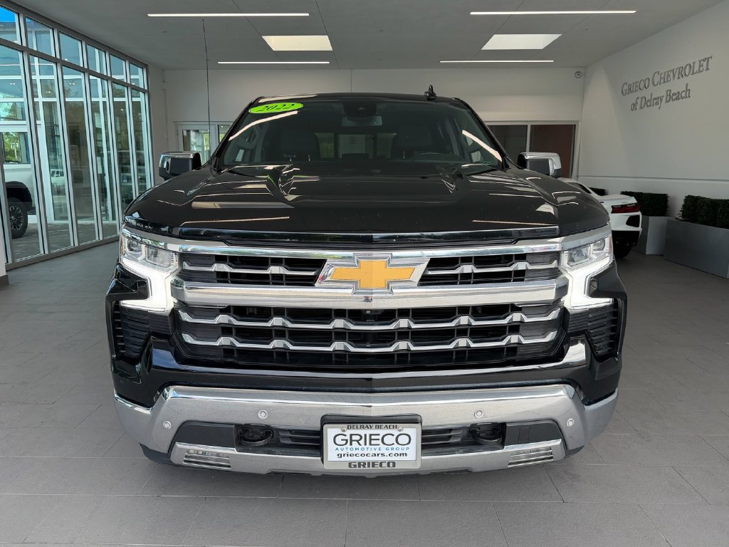 Certified 2022 Chevrolet Silverado 1500 LTZ w/ LTZ Premium Package AWD/4WD image 2