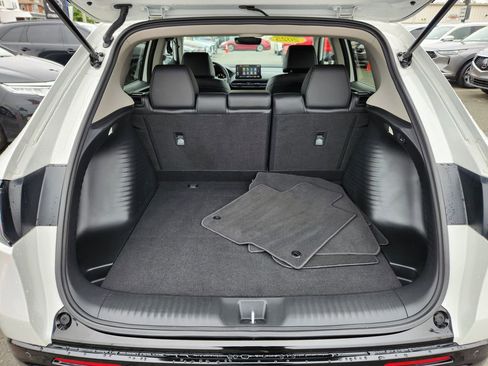 Certified 2025 Honda HR-V EX-L image 8