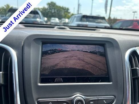 Used 2024 Chevrolet Equinox LT FWD image 22