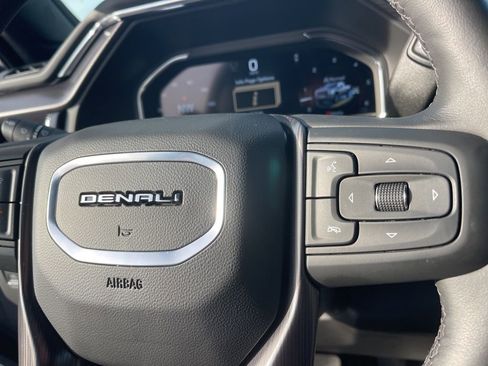 Used 2025 GMC Sierra 3500 Denali Ultimate image 22