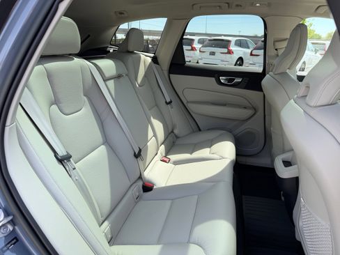Certified 2023 Volvo XC60 B5 Plus w/ Climate Package image 12