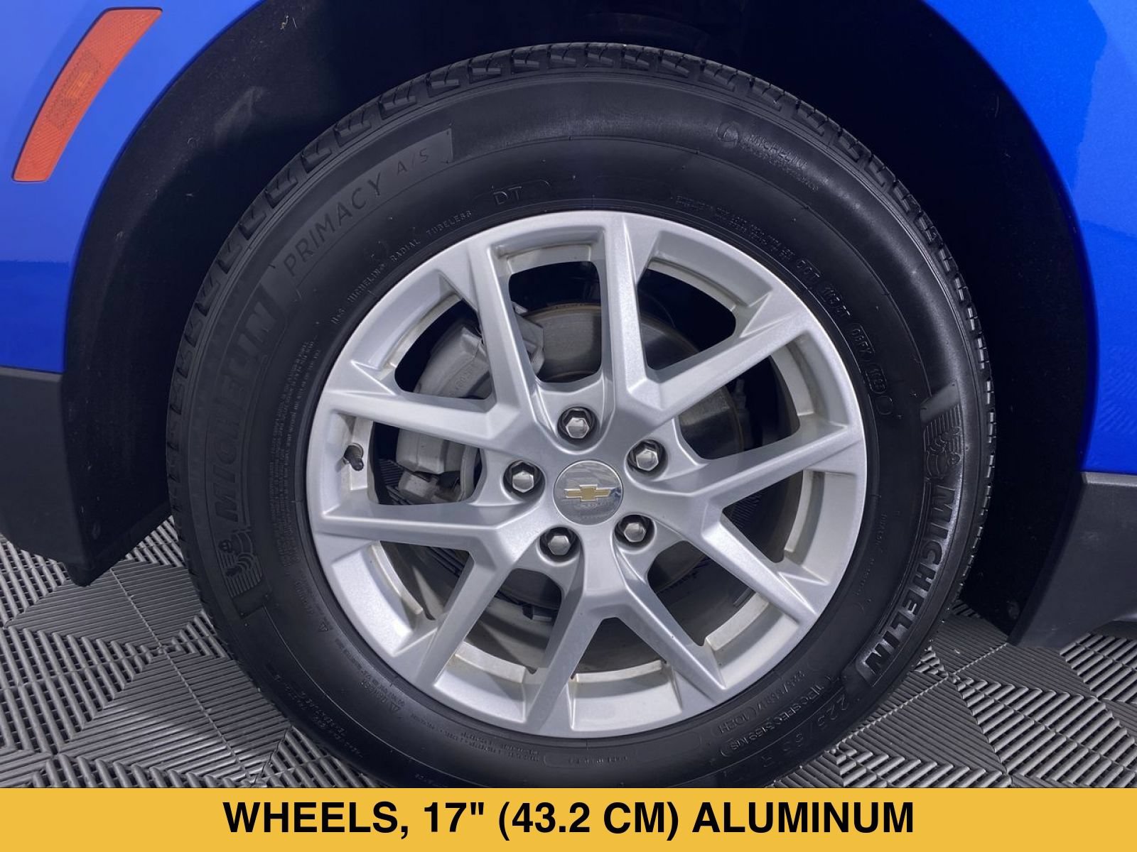 Certified 2024 Chevrolet Equinox LT w/ LPO, Floor Liner Package FWD image 14