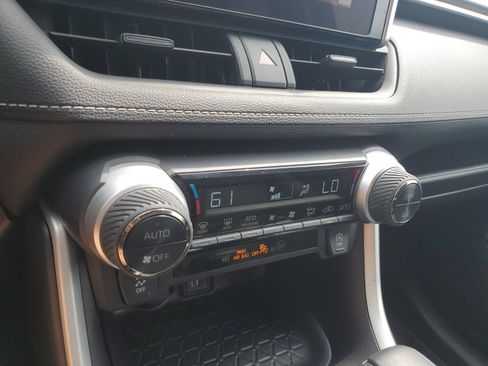 Certified 2025 Toyota RAV4 XLE AWD/4WD image 27