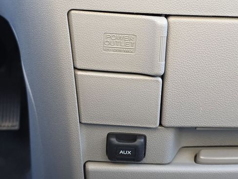 Used 2012 Honda Odyssey LX image 7