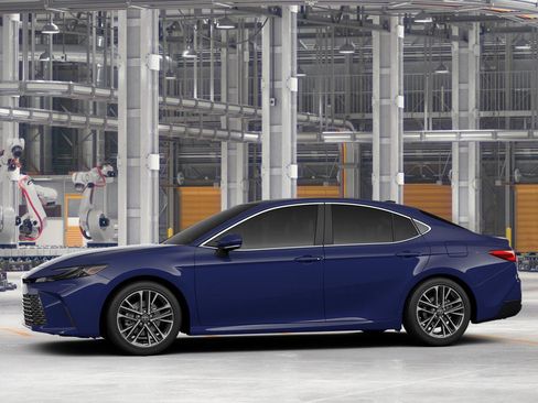 New 2026 Toyota Camry XLE AWD/4WD image 3