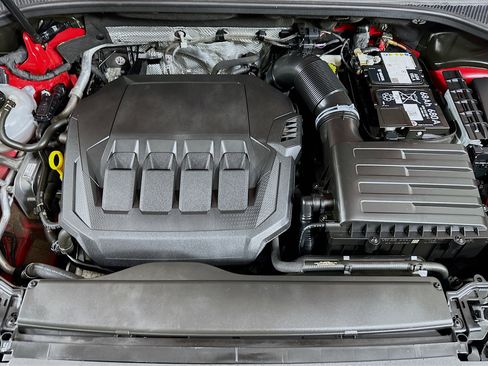 Used 2024 Audi Q3 2.0T Premium image 33