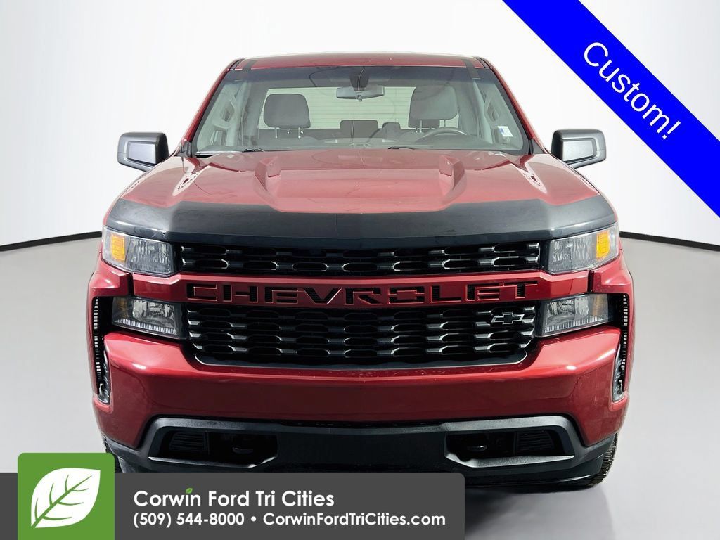 Used 2019 Chevrolet Silverado 1500 Custom w/ Custom Convenience Package AWD/4WD image 4