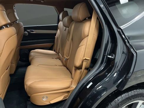 Used 2025 Genesis GV80 3.5T Advanced image 32