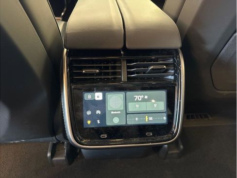 Used 2024 Rivian R1S Adventure image 17