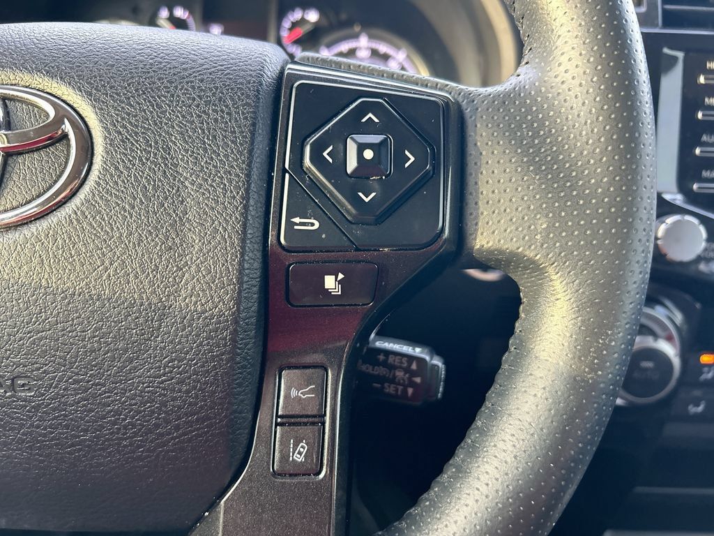 Used 2022 Toyota 4Runner TRD Pro AWD/4WD image 17