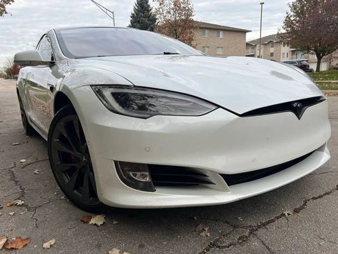Used 2020 Tesla Model S Performance image 3