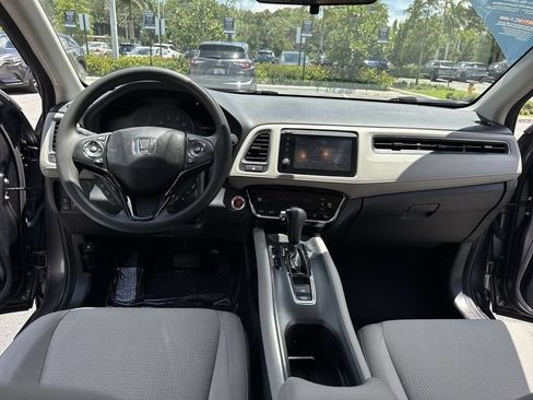 Used 2019 Honda HR-V EX image 36