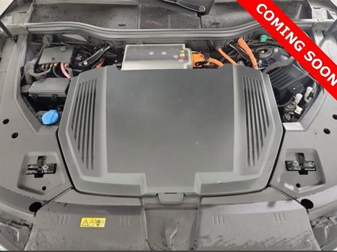 Used 2021 Audi e-tron Premium Plus w/ Premium Plus Package image 5