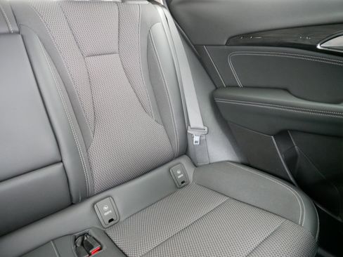 Used 2023 Buick Envision Preferred image 14