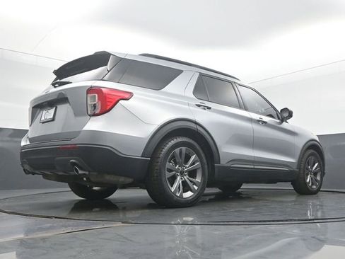 Used 2021 Ford Explorer XLT w/ Equipment Group 202A image 53