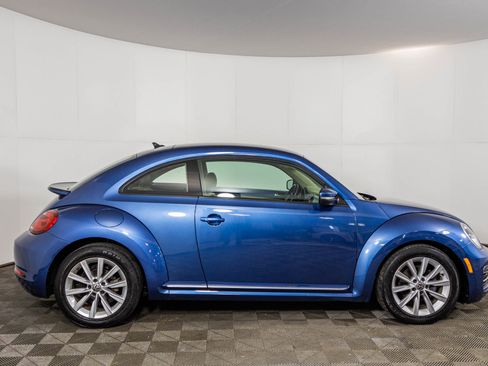 Used 2017 Volkswagen Beetle 1.8T SE FWD image 12