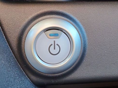 Used 2023 Nissan Leaf S image 22