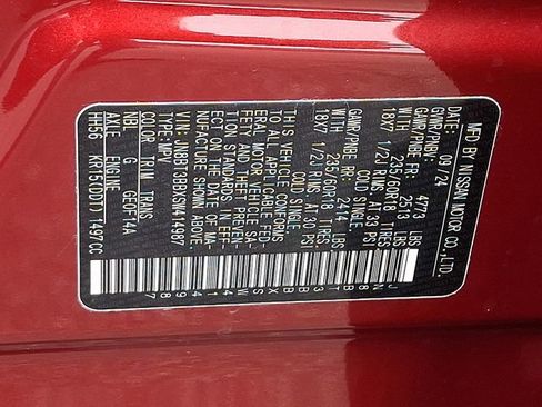 Used 2025 Nissan Rogue SV w/ SV Premium Package image 27