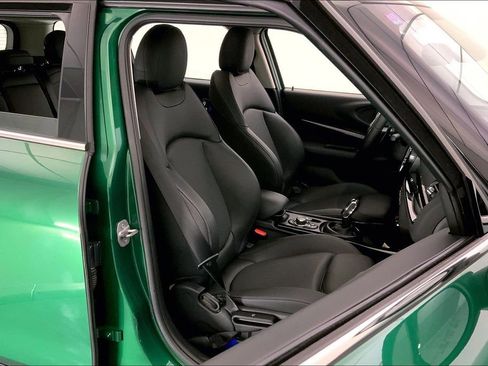 Certified 2023 MINI Cooper Clubman S image 6