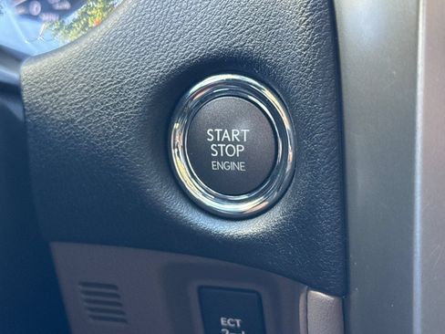 Used 2021 Lexus GX 460 Premium w/ Premium Package AWD/4WD image 23
