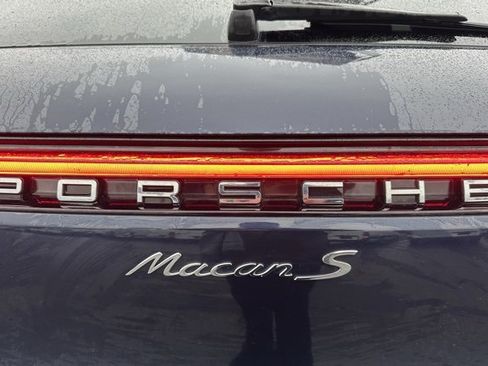 Used 2019 Porsche Macan S image 9