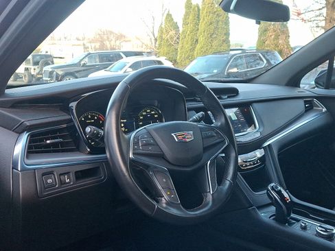 Certified 2023 Cadillac XT5 Luxury image 16