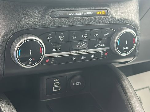 Used 2024 Ford Escape Active AWD/4WD image 26