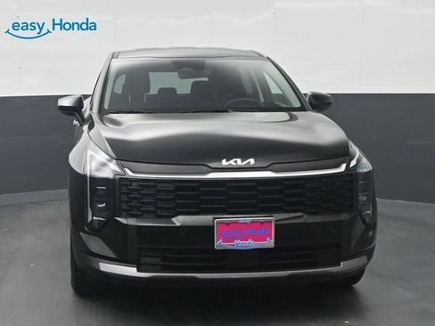 Used 2026 Kia Sportage LX FWD image 2