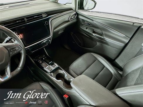 Used 2023 Chevrolet Bolt LT w/ Infotainment Package image 23