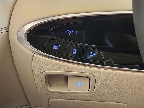 New 2026 Genesis GV70 2.5T AWD/4WD image 17