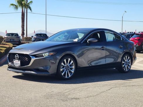 Used 2021 MAZDA MAZDA3 s AWD/4WD image 2