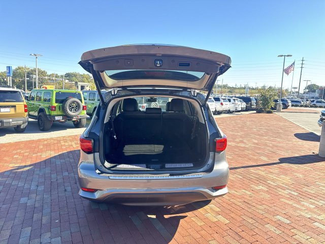 Used 2020 INFINITI QX60 Luxe w/ Essential Package FWD image 29