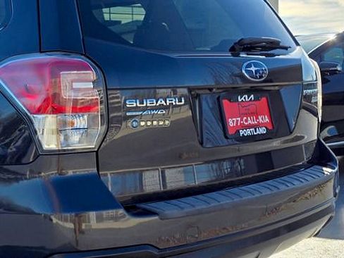 Used 2017 Subaru Forester 2.5i Limited image 13