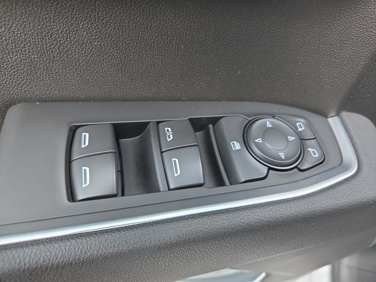 Used 2026 Chevrolet Silverado 1500 RST AWD/4WD image 15