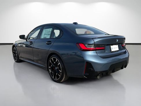 New 2026 BMW 330i Sedan w/ M Sport Package RWD image 5