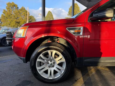 Used 2008 Land Rover LR2 SE image 9