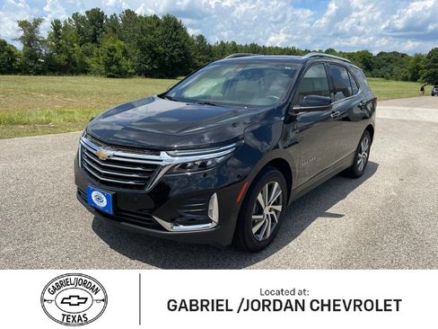 Used 2024 Chevrolet Equinox Premier FWD image 1
