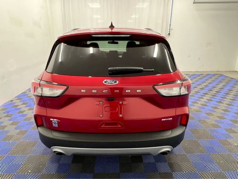 Used 2022 Ford Escape SEL image 10