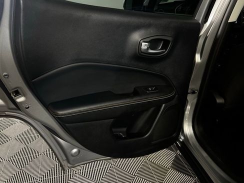 Used 2020 Jeep Compass Sport w/ Safety & Security Group image 26