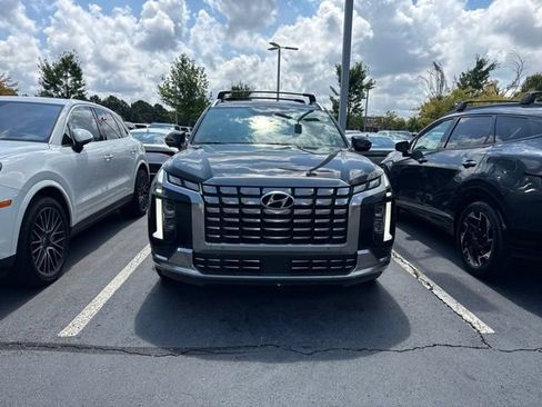 Used 2023 Hyundai Palisade Calligraphy w/ Cargo Package AWD/4WD image 6