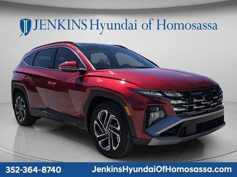 Used 2025 Hyundai Tucson Limited FWD image 12