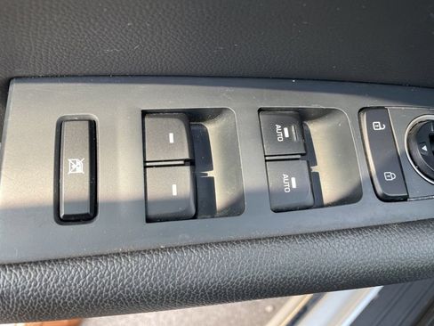 Used 2018 Hyundai Sonata Sport w/ Tech Package 05 FWD image 5