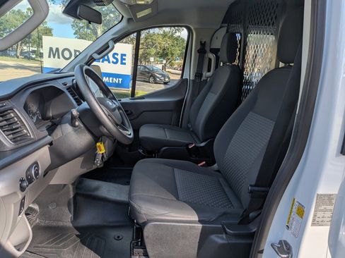Used 2024 Ford Transit 250 Low Roof w/ Exterior Upgrade Package image 9
