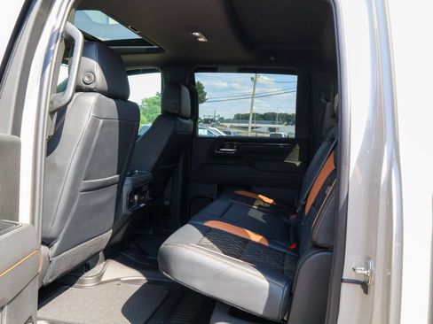 New 2026 GMC Sierra 2500 AT4 w/ Technology Package AWD/4WD image 32