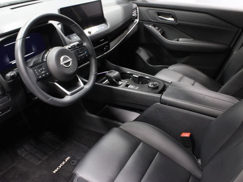 Used 2024 Nissan Rogue SL AWD/4WD image 22