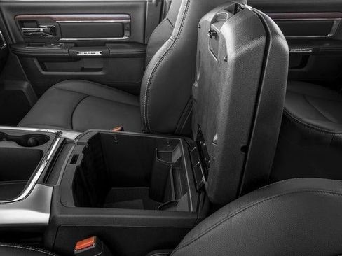 Used 2016 RAM 1500 Laramie w/ Convenience Group image 14