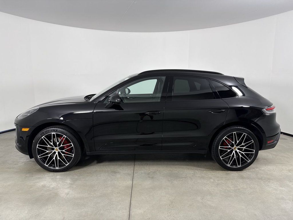 Certified 2026 Porsche Macan S AWD/4WD image 2