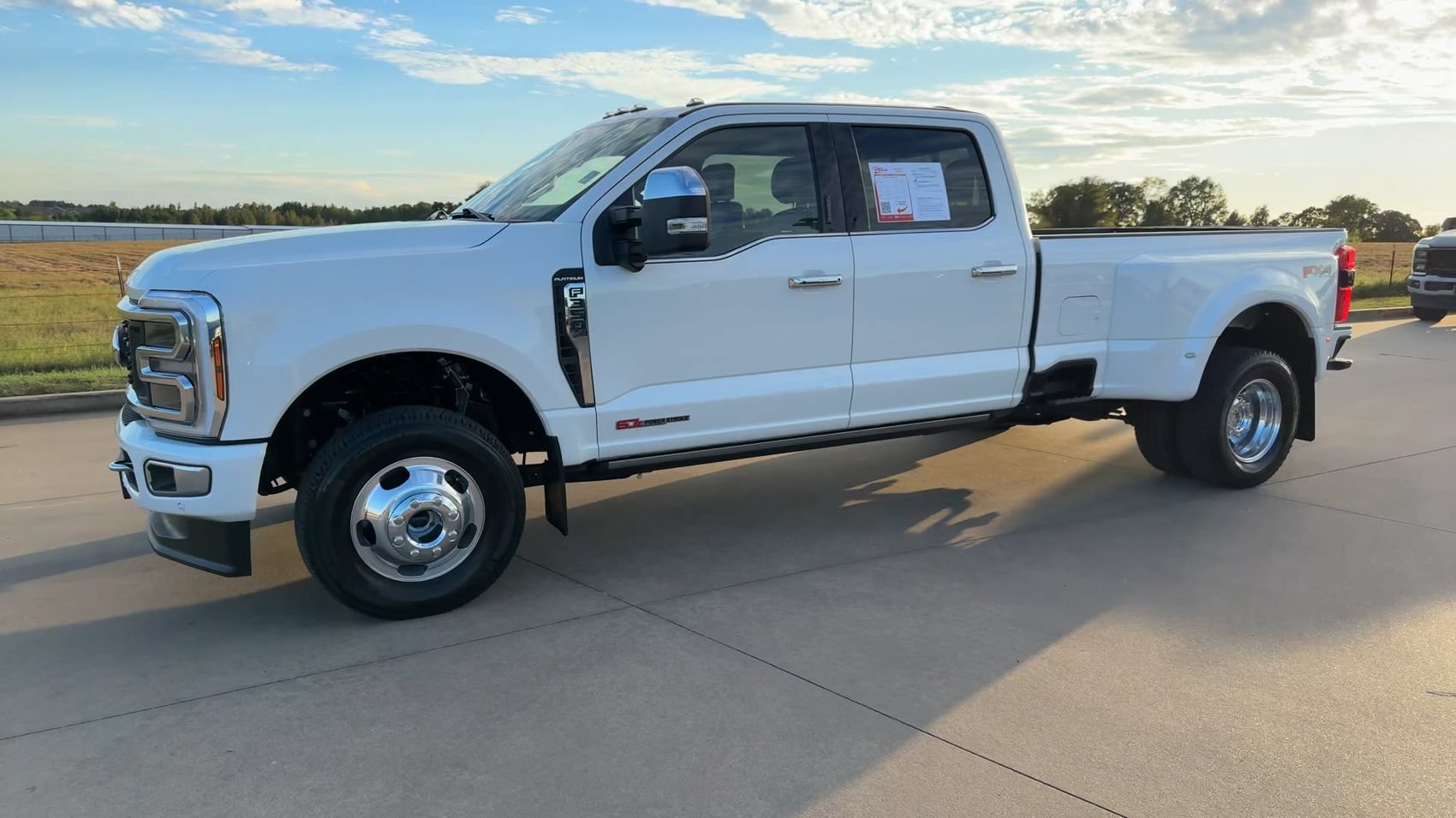 Used 2024 Ford F350 Platinum w/ FX4 Off-Road Package AWD/4WD image 5